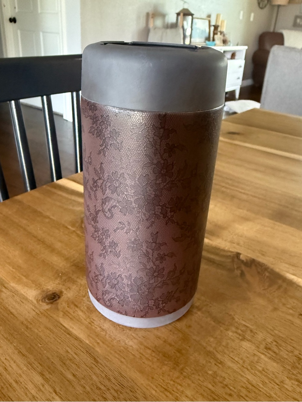 HydroJug Limited Edition Slim Can Cooler - Picture 2 of 4